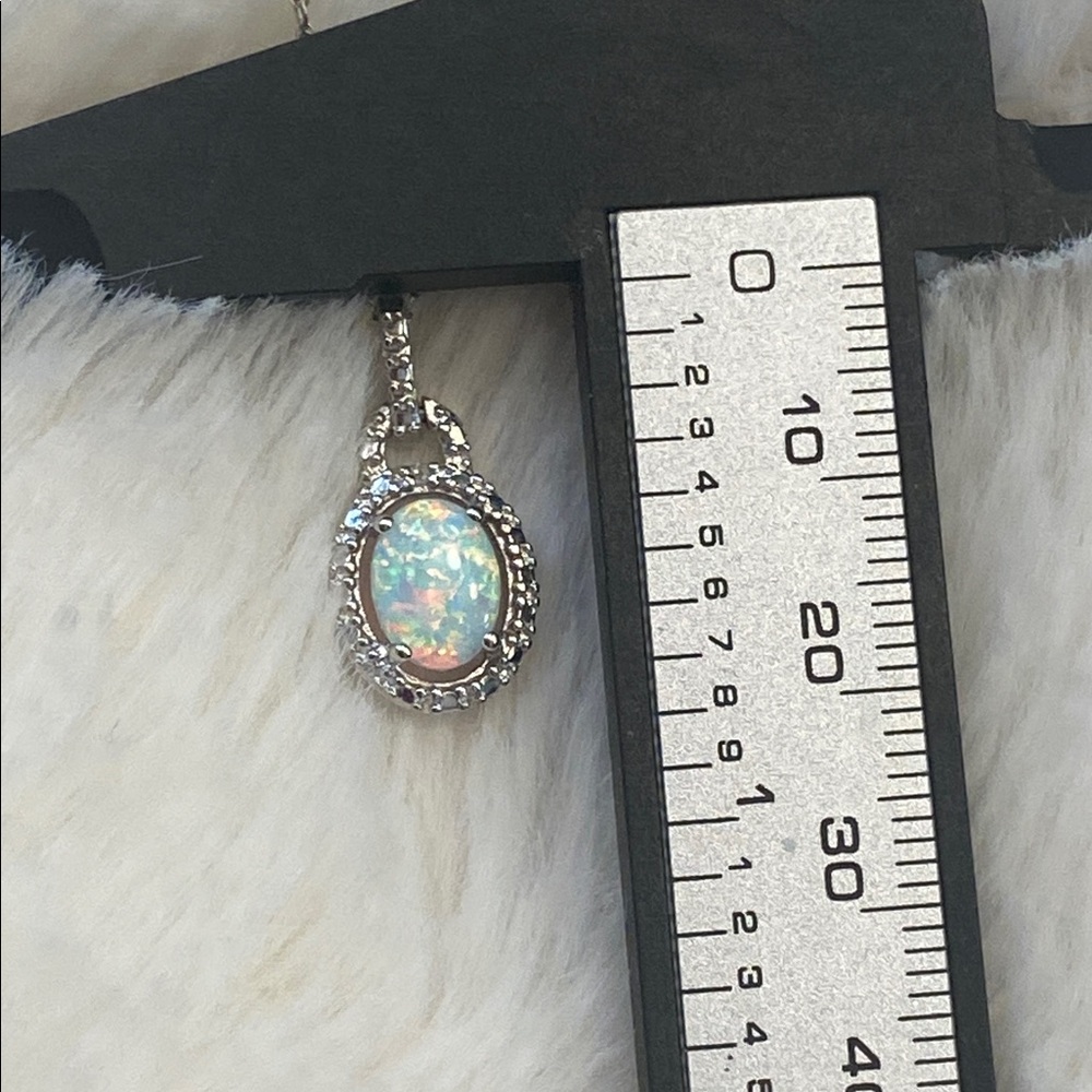 Opal Pendant - Picture 6 of 6